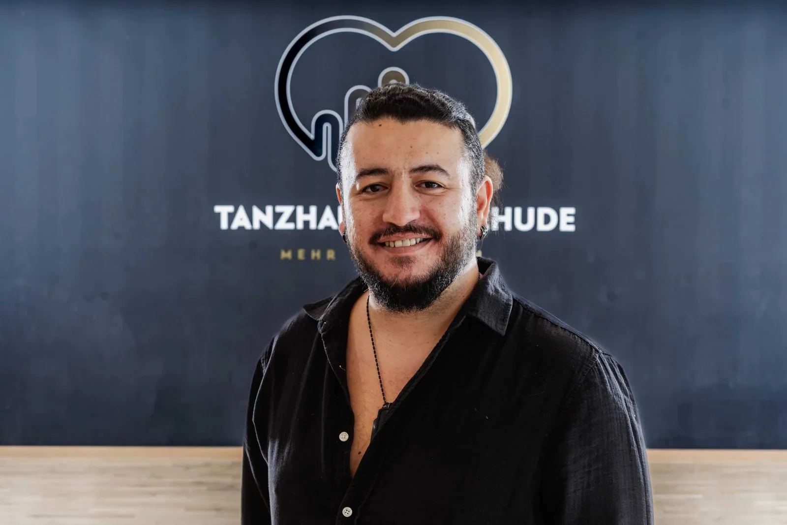 Kaan Bacaklar, leitender Tanzlehrer bei The Floor Buxtehude